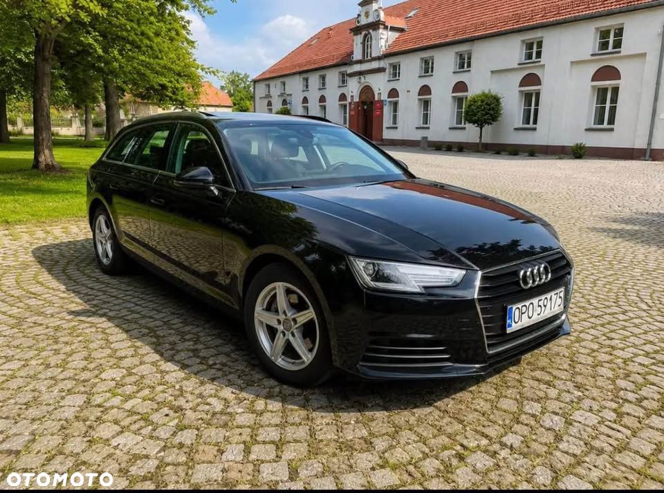 Audi A4 Avant 2.0 TDI - 1