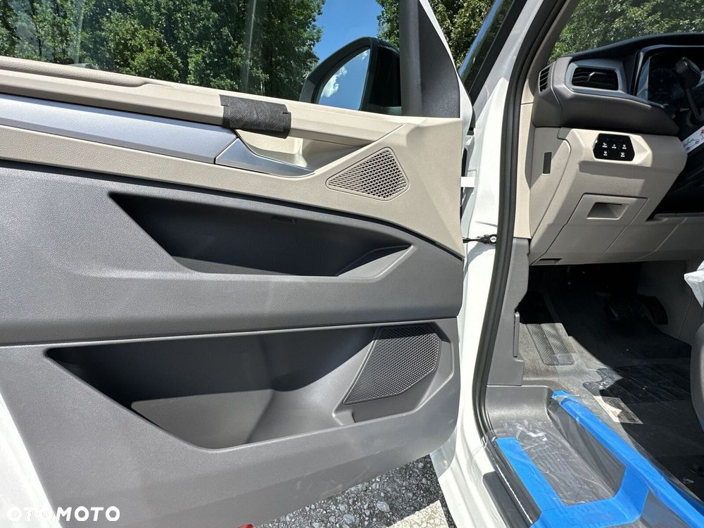 Volkswagen California - 11