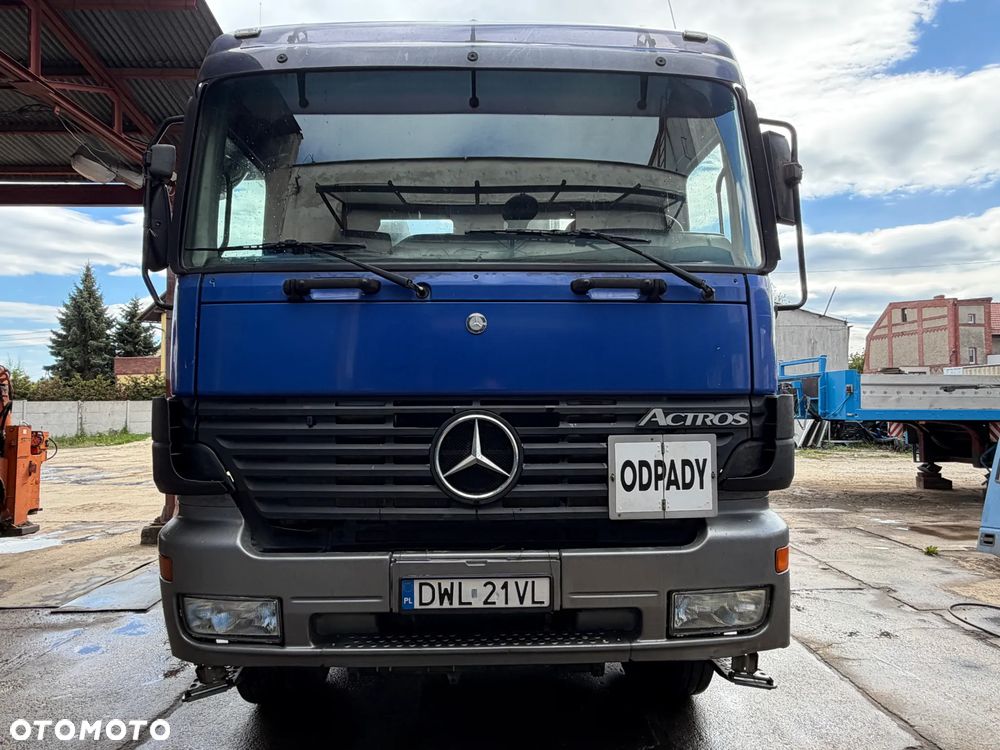 Mercedes-Benz ACTROS - 2