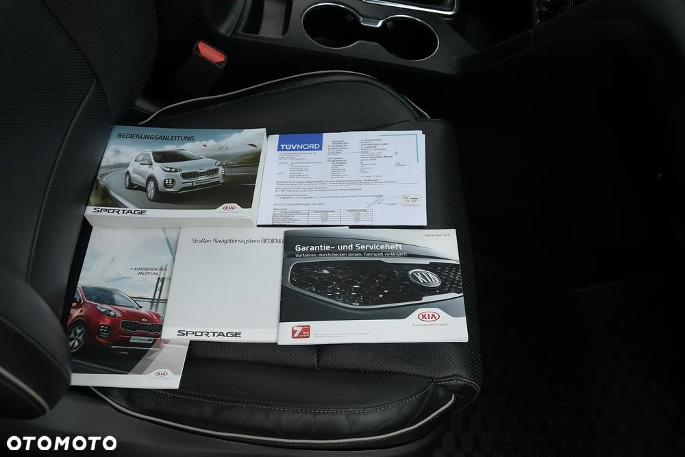 Kia Sportage 2,0 CRDI AWD GT Line - 40