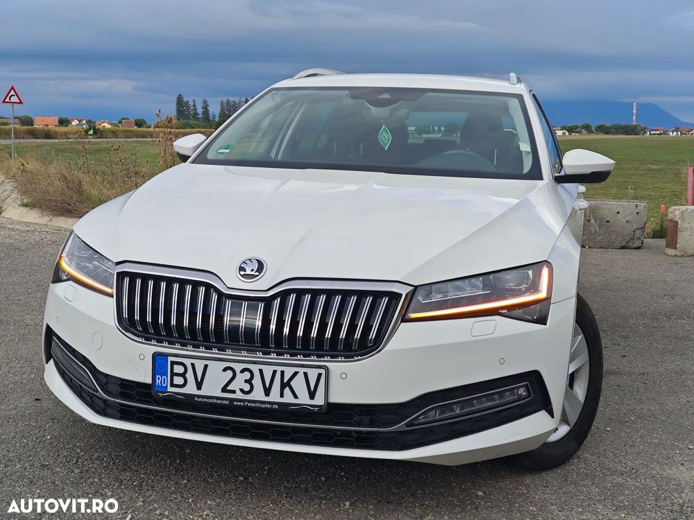 Skoda Superb 2.0 TDI DSG Premium Edition - 1