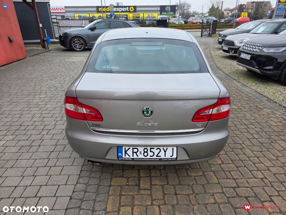 Skoda Superb - 10