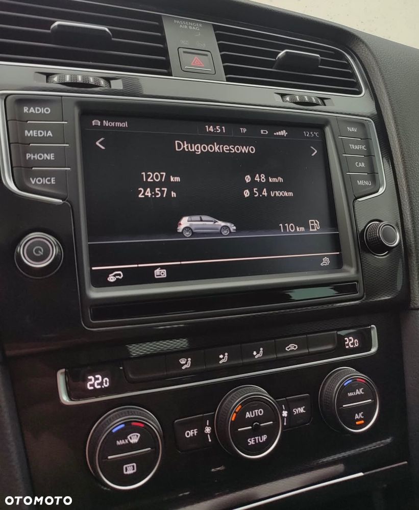 Volkswagen Golf - 26
