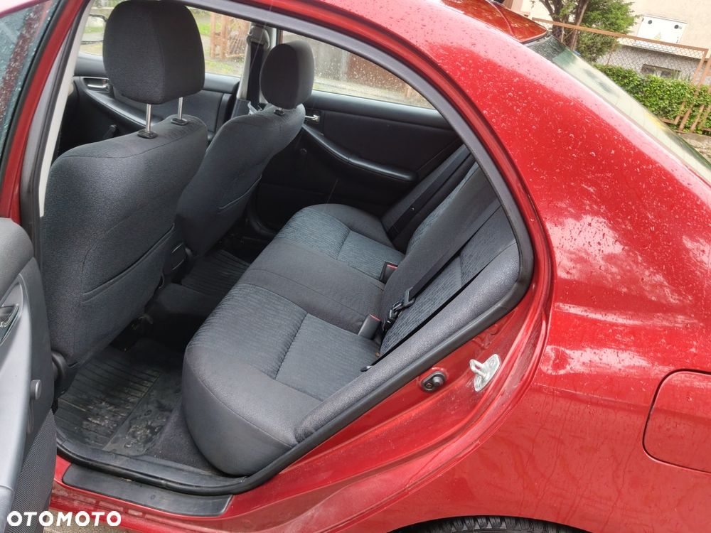Toyota Corolla - 6