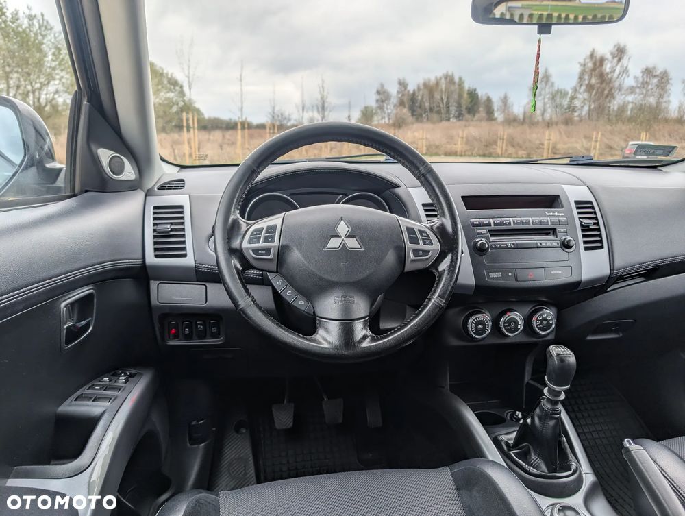 Mitsubishi Outlander 2.2 DID Instyle EU5 - 6