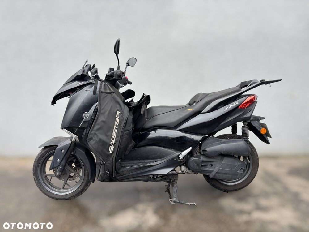 Yamaha X-max - 5