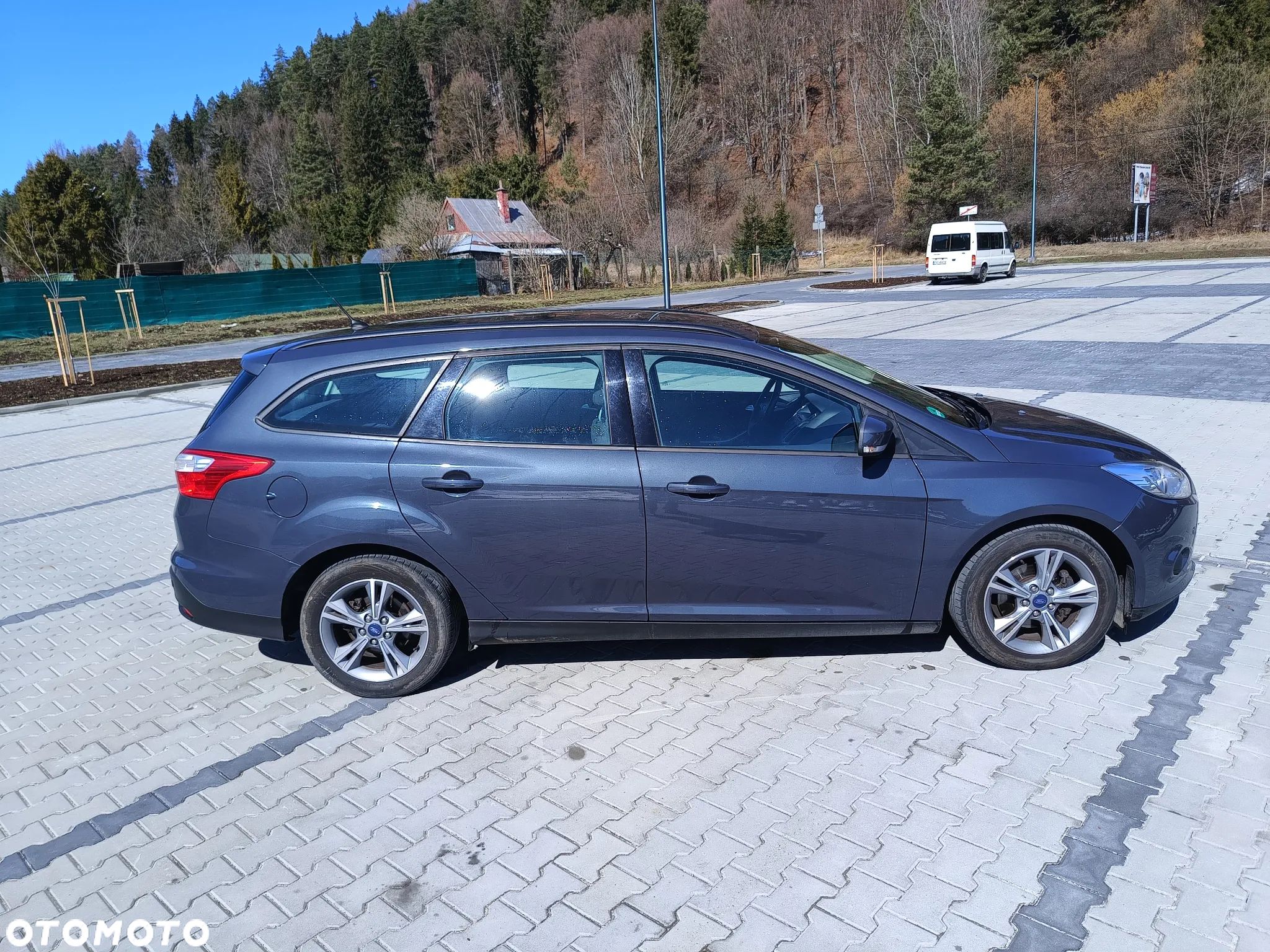 Ford Focus 1.0 EcoBoost 99g Start-Stopp-System Business Edition - 1