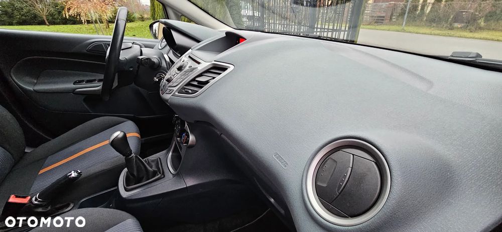 Ford Fiesta 1.25 Viva - 25