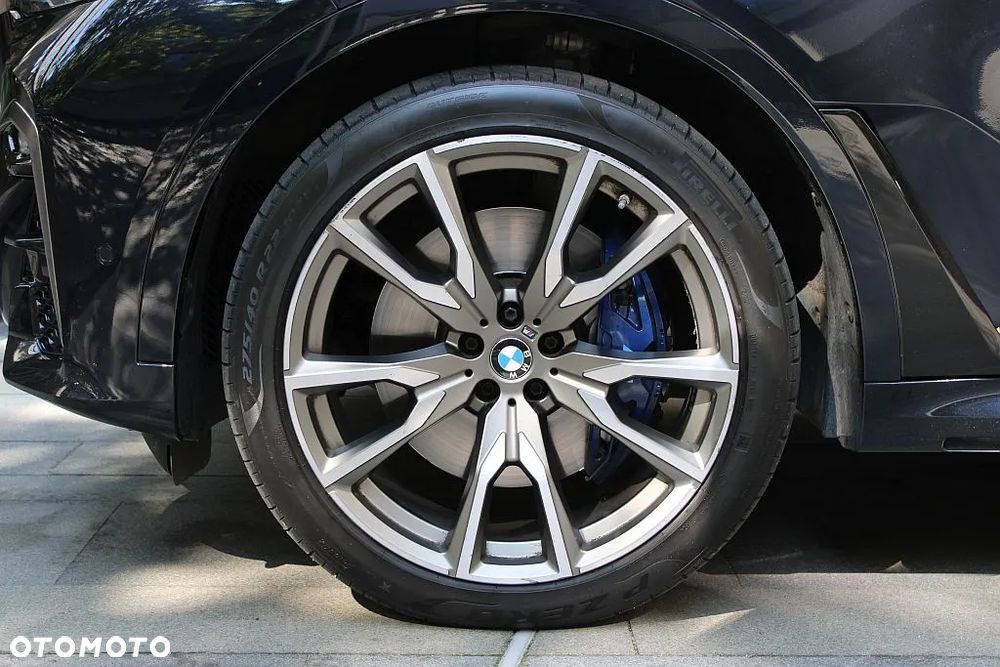 BMW X7 - 11