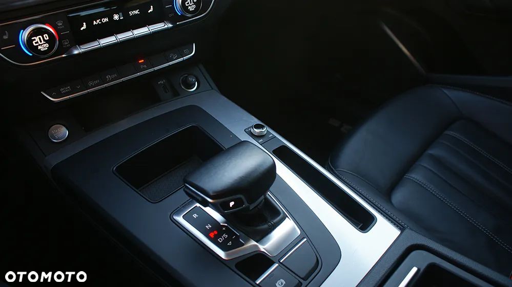 Audi Q5 45 TFSI quattro S tronic advanced - 12