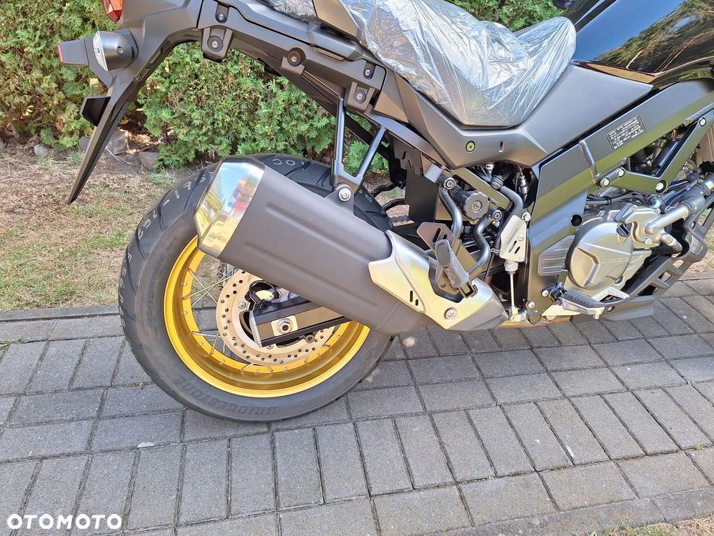 Suzuki V-STROM - 7