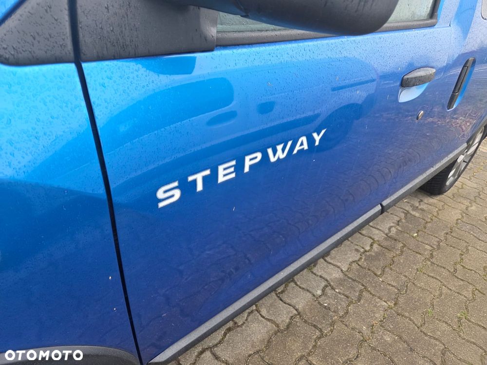 Dacia Dokker TCe 115 Stepway Celebration - 8