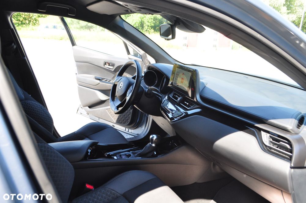 Toyota C-HR - 24