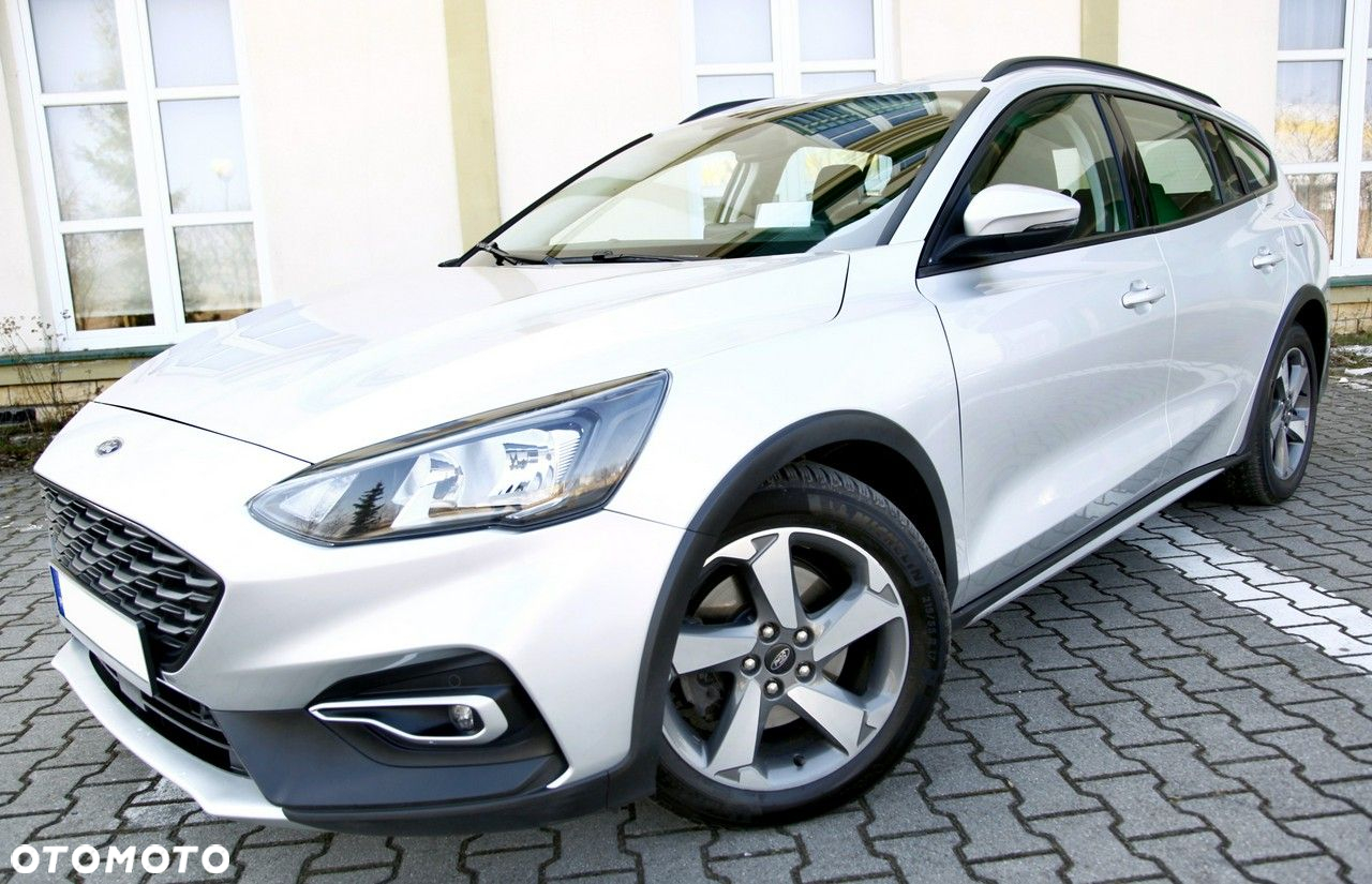Ford Focus Turnier 1.5 EcoBlue Start-Stopp-System TITANIUM DESIGN - 19