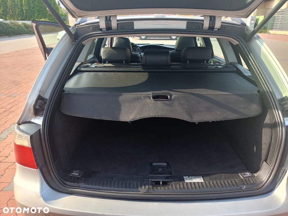 BMW Seria 5 525d Edition Fleet - 14
