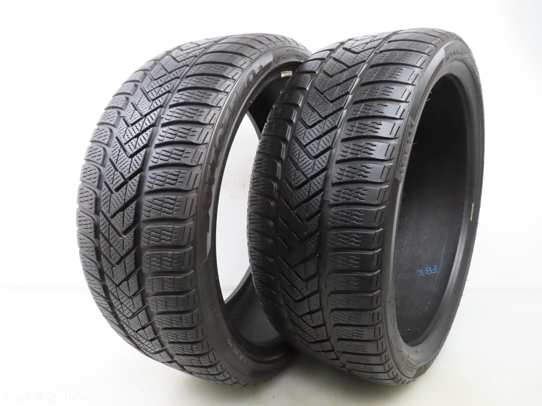 2x 235/35R19 OPONY ZIMOWE Pirelli SottoZero 3 Winter 91W XL - 1