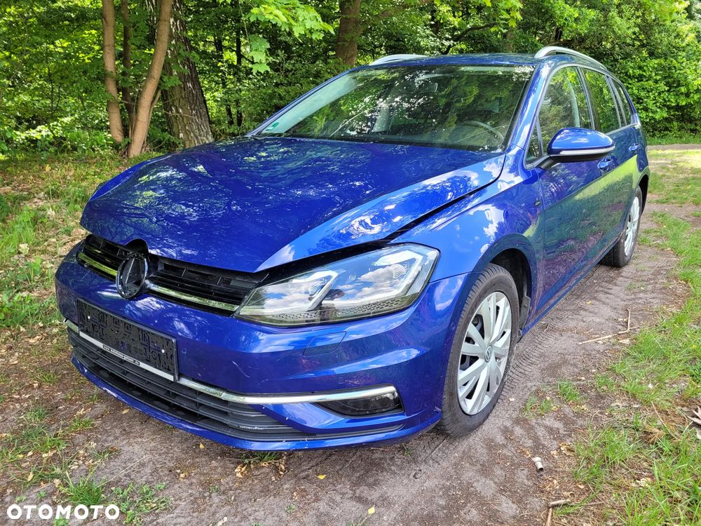 Volkswagen Golf 1.6 TDI Sound - 21