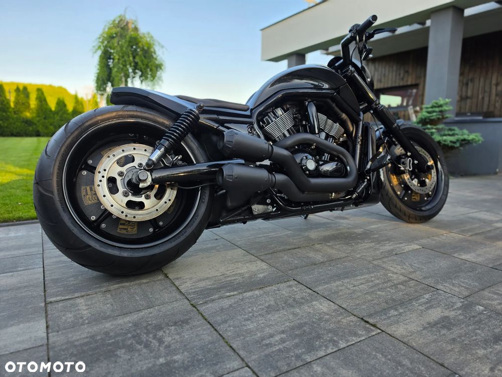 Harley-Davidson V-Rod Muscle - 14