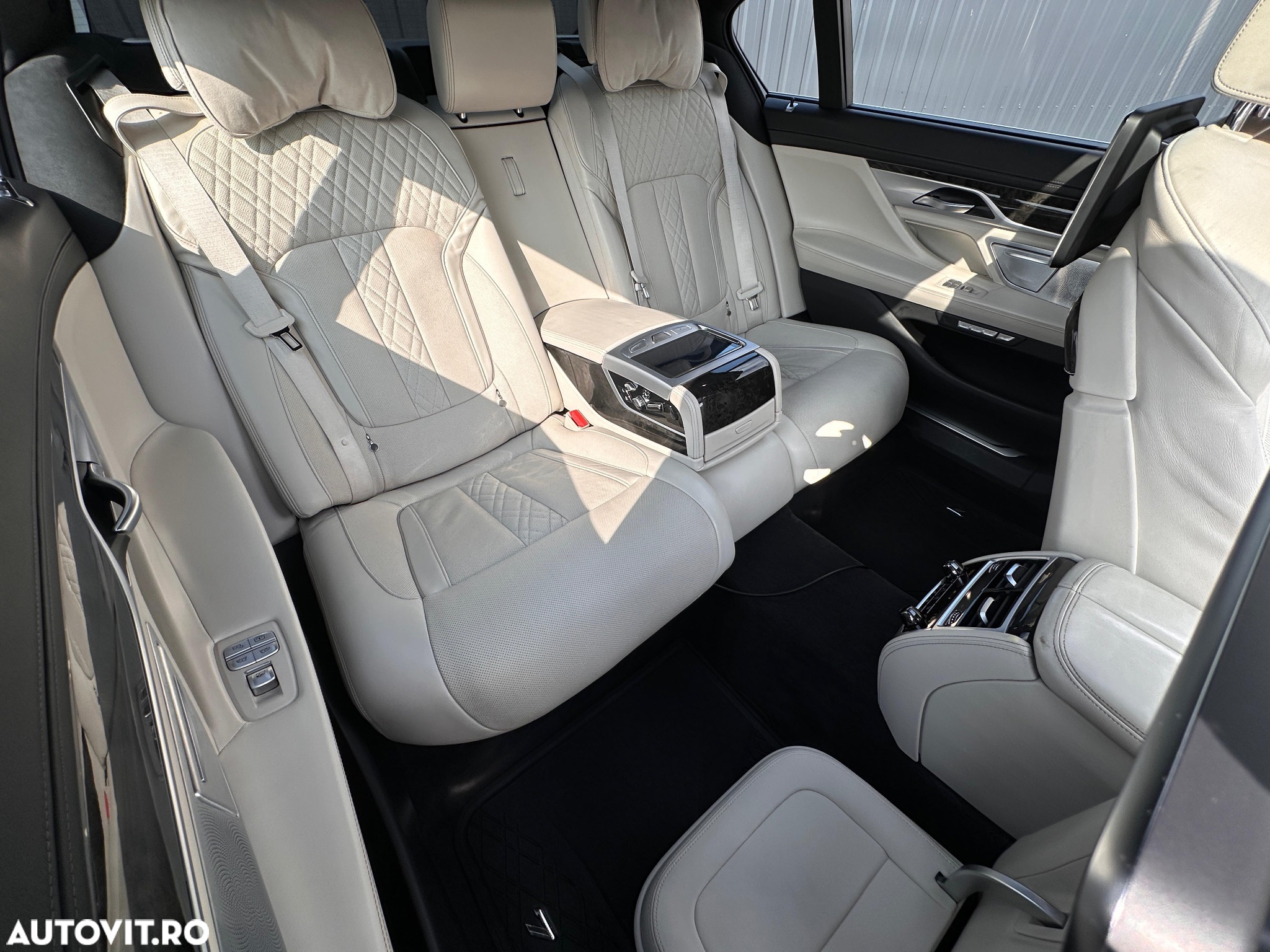 BMW Seria 7 730Ld xDrive - 15