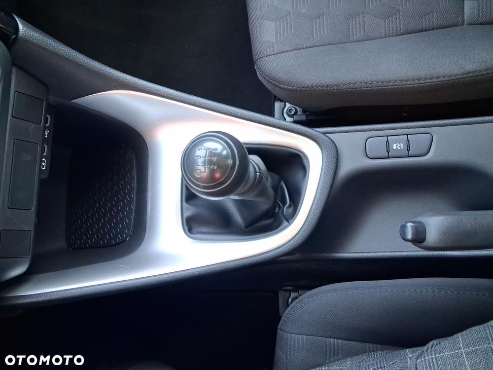 Toyota Yaris 1.5 Active - 17