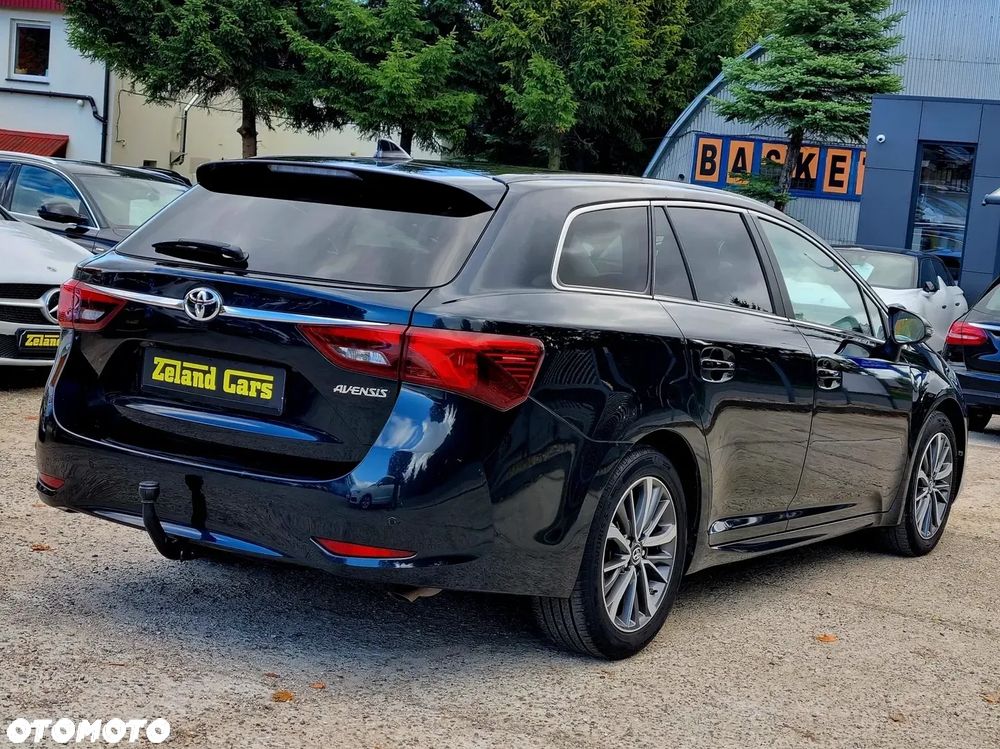 Toyota Avensis 2.0 D-4D Premium - 5
