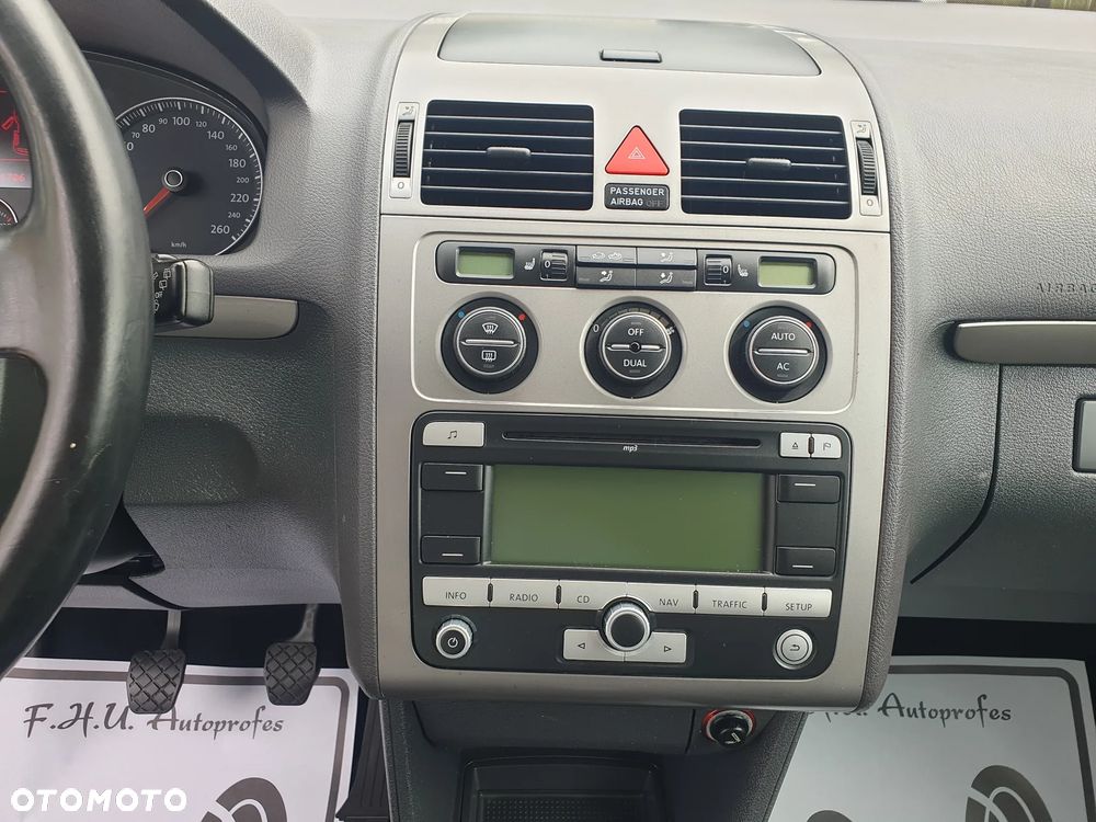 Volkswagen Touran 1.6 United - 17