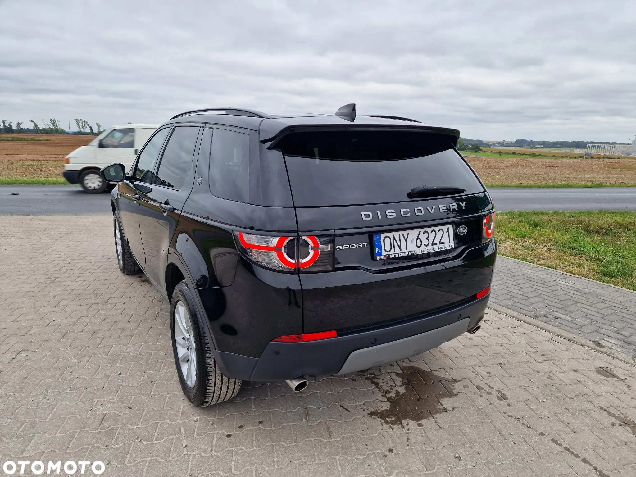 Land Rover Discovery Sport 2.0 D150 SE - 13