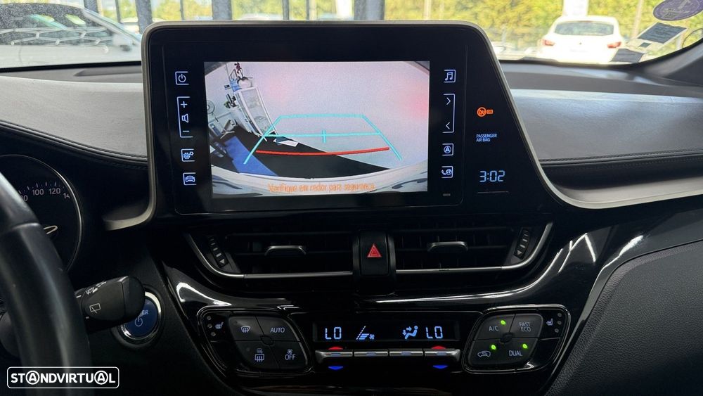 Toyota C-HR 1.8 Hybrid Square Collection - 21