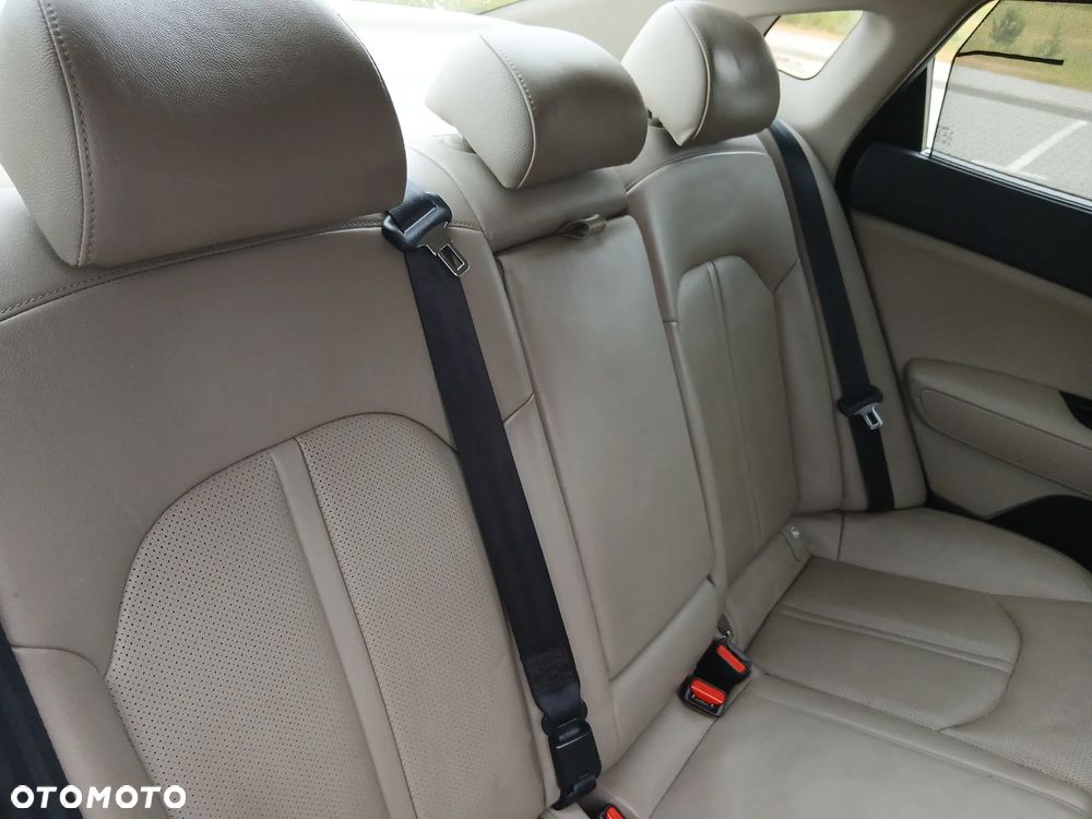 Kia Optima 1.7 CRDI XL DCT - 27
