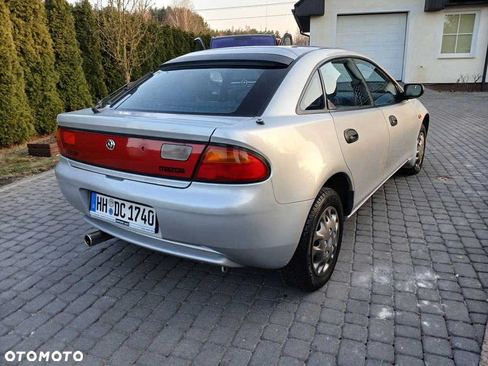 Mazda 323F 1.5 - 10