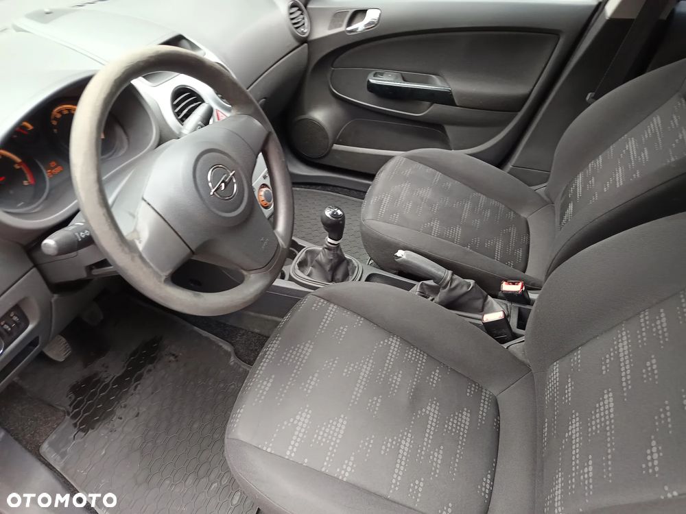 Opel Corsa - 11