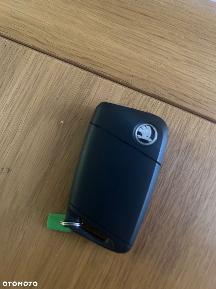 Skoda Karoq 1.5 TSI ACT GPF 4x2 Style DSG - 4