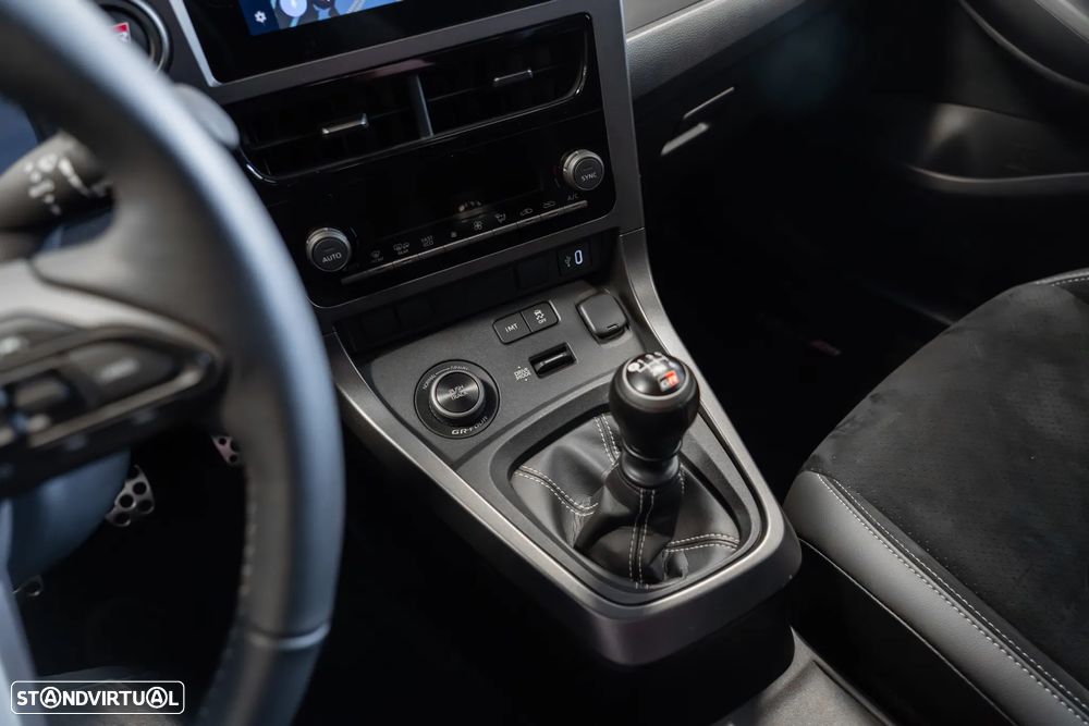 Toyota GR Yaris 1.6 T Legend T/M - 16