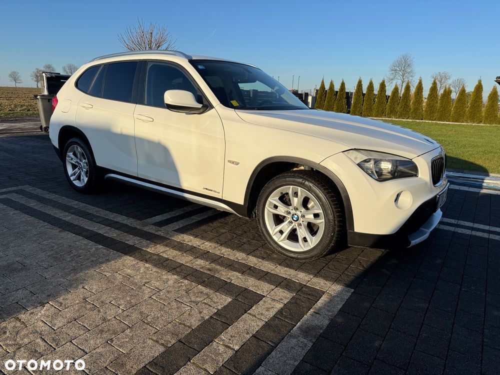 BMW X1 xDrive18d xLine - 10