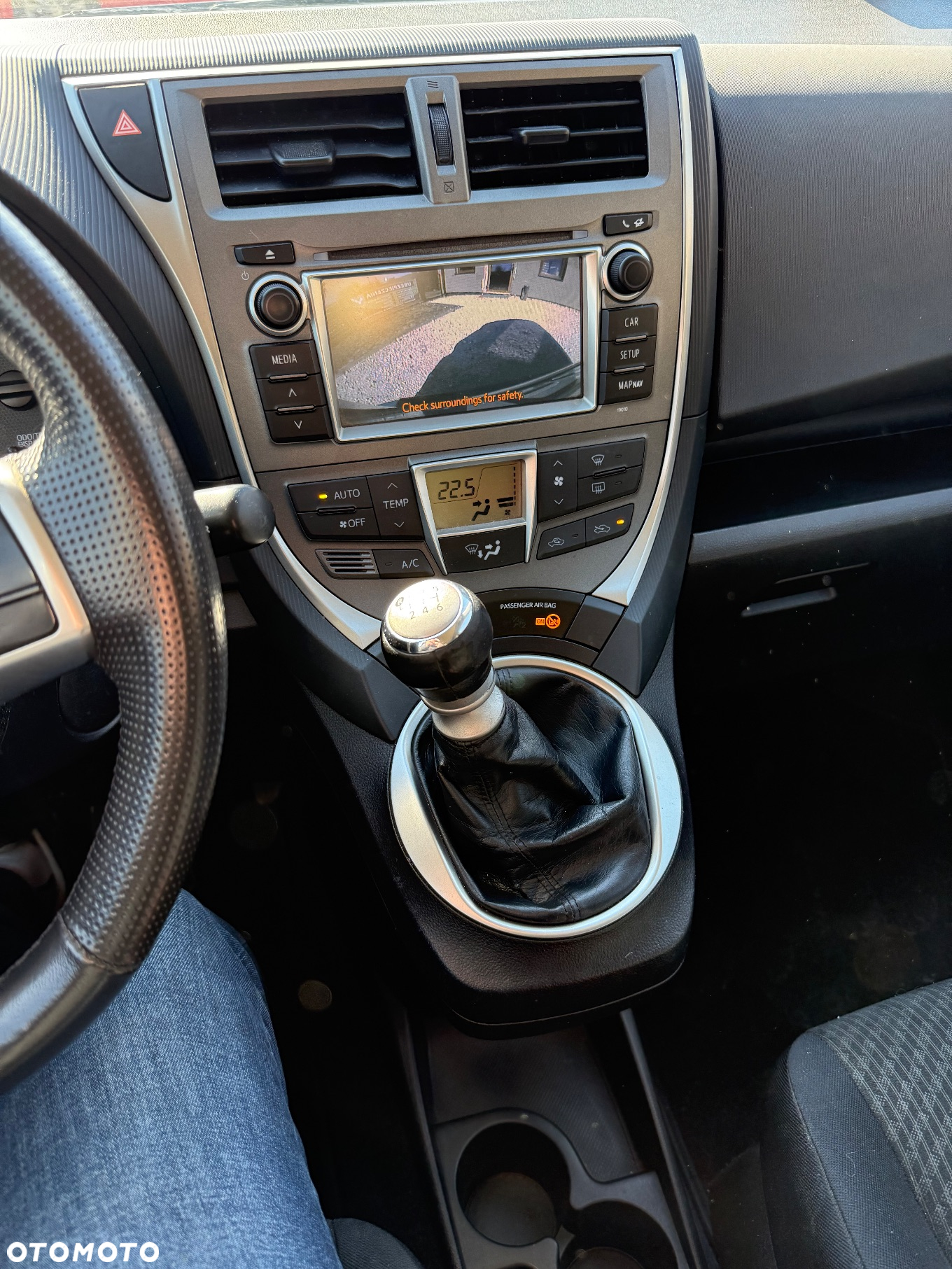 Toyota Verso S 1.4 D-4D Premium - 32
