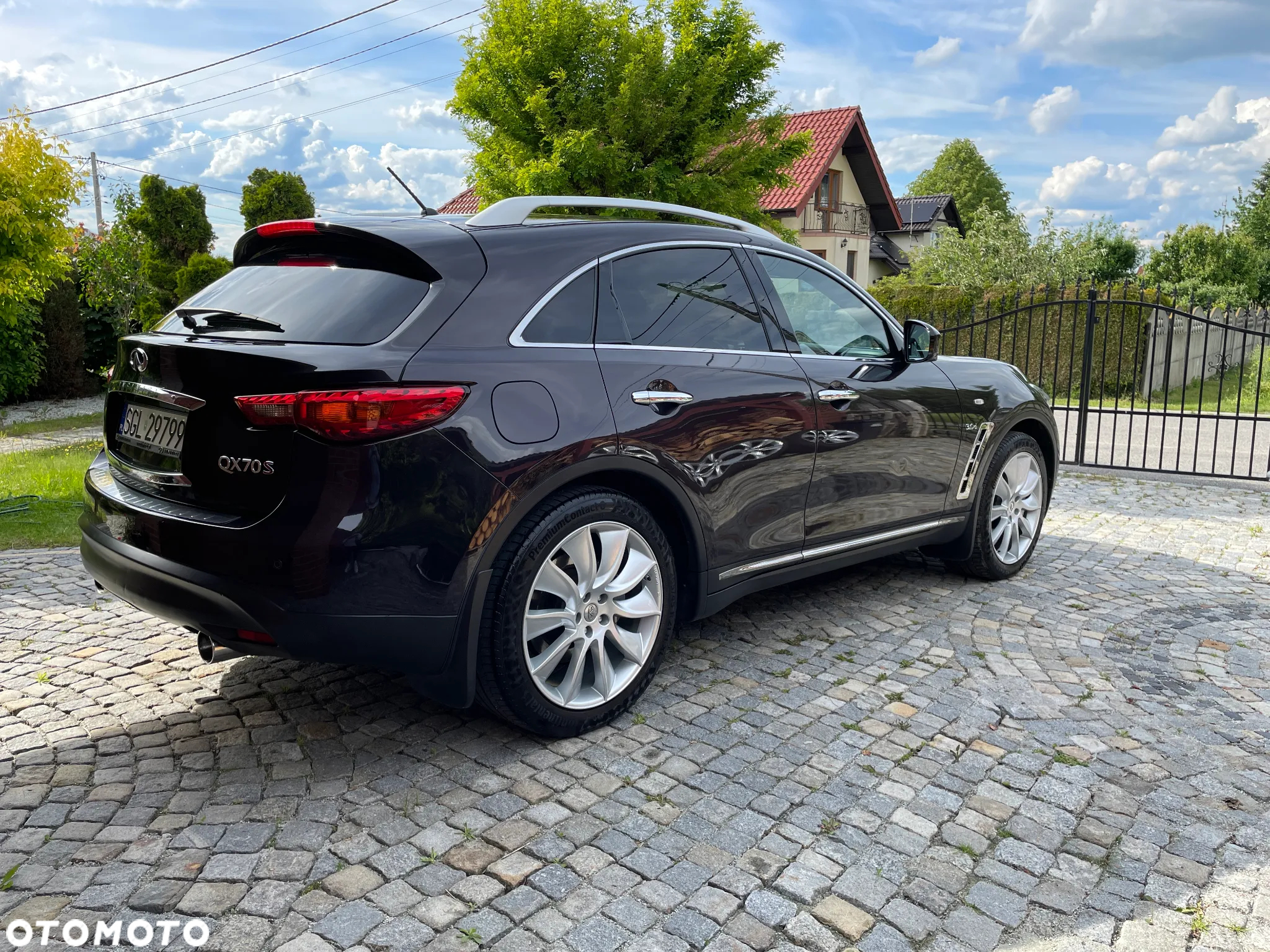 Infiniti QX70 3.0d S Premium - 4