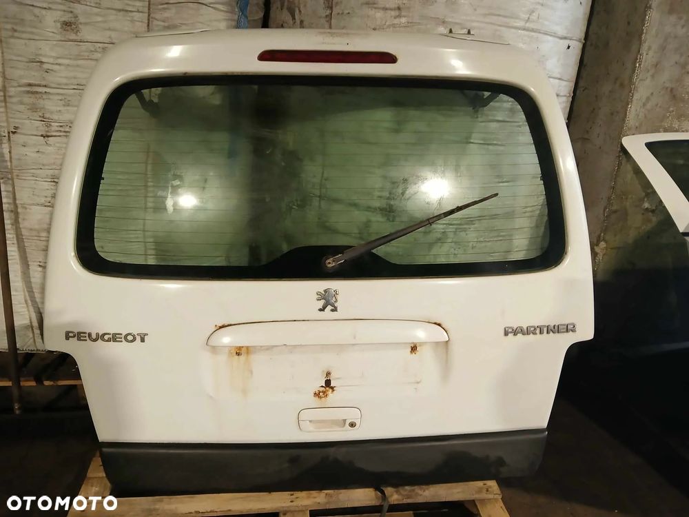 Peugeot Partner Klapa Bagażnika - 1