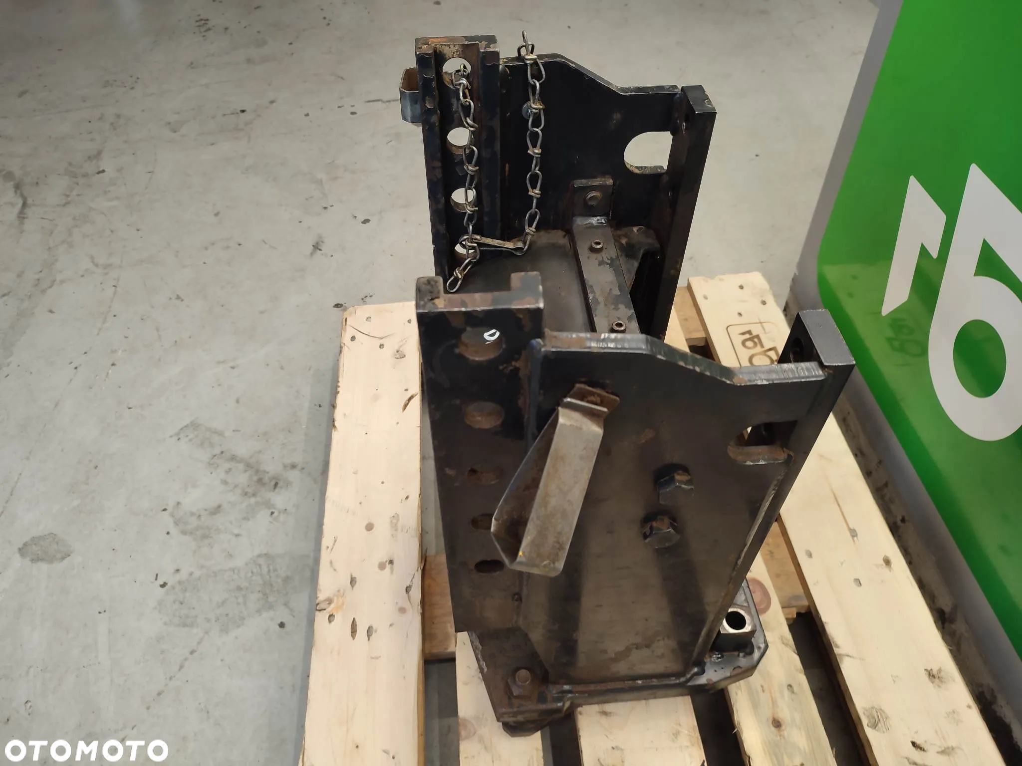 Konsola zaczepu Deutz Fahr 150 - 6