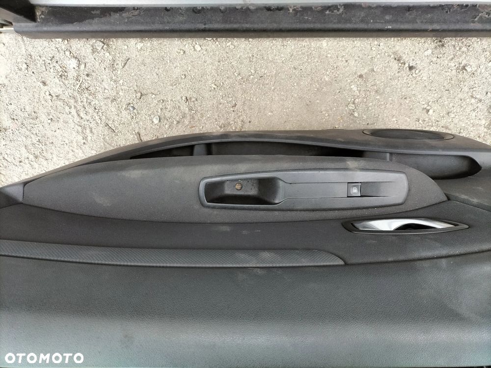 DRZWI PRAWY PRZÓD RENAULT SCENIC III   2008 - - 9