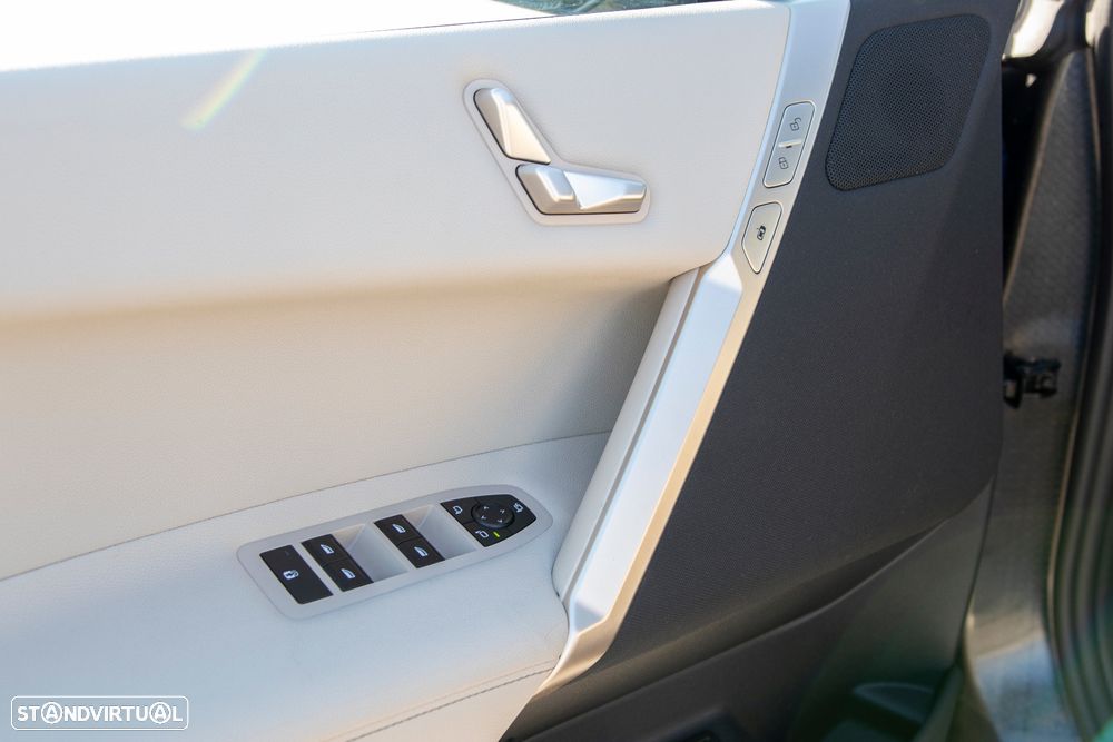 BMW iX xDrive50 - 17