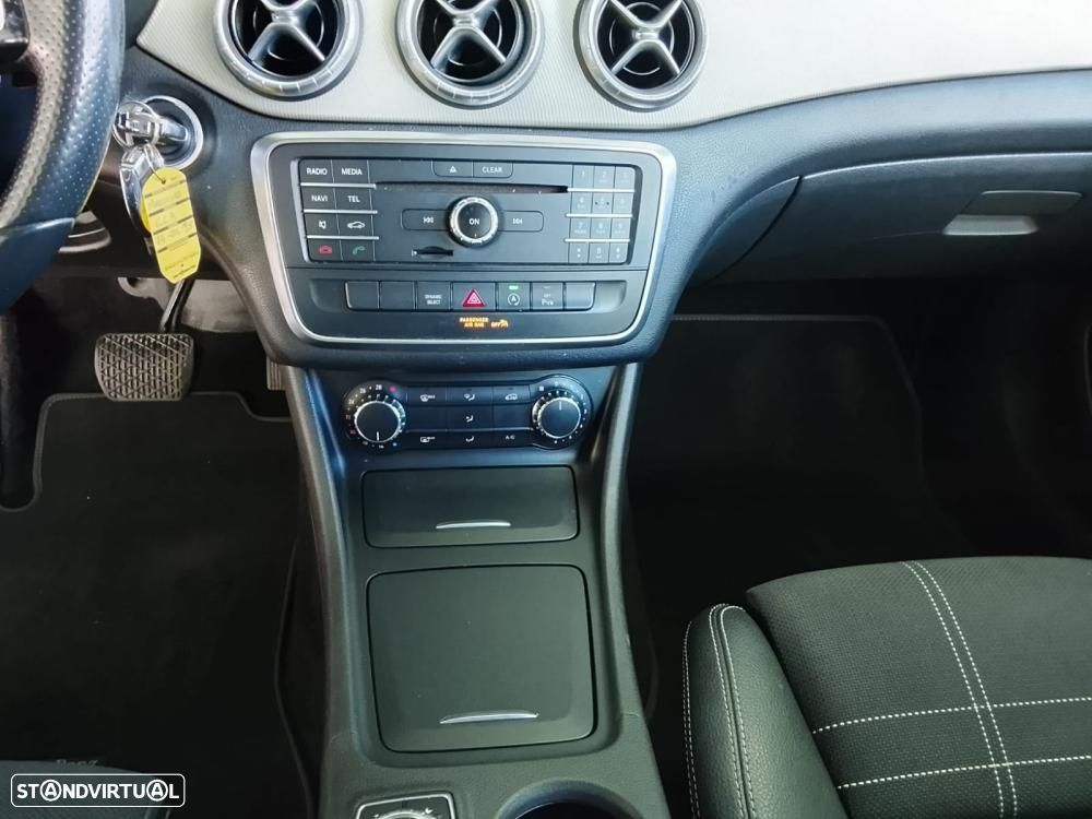 Mercedes-Benz CLA 200 - 26