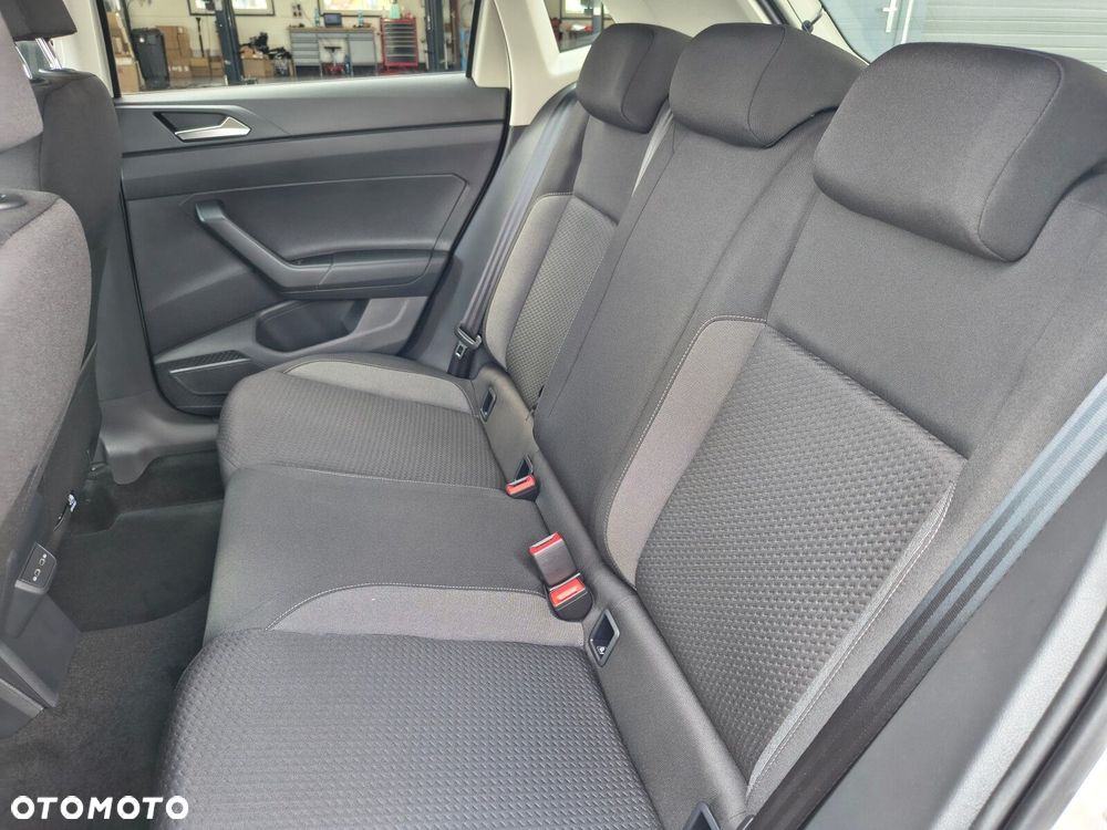 Volkswagen Polo 1.0 TSI Life Plus - 24