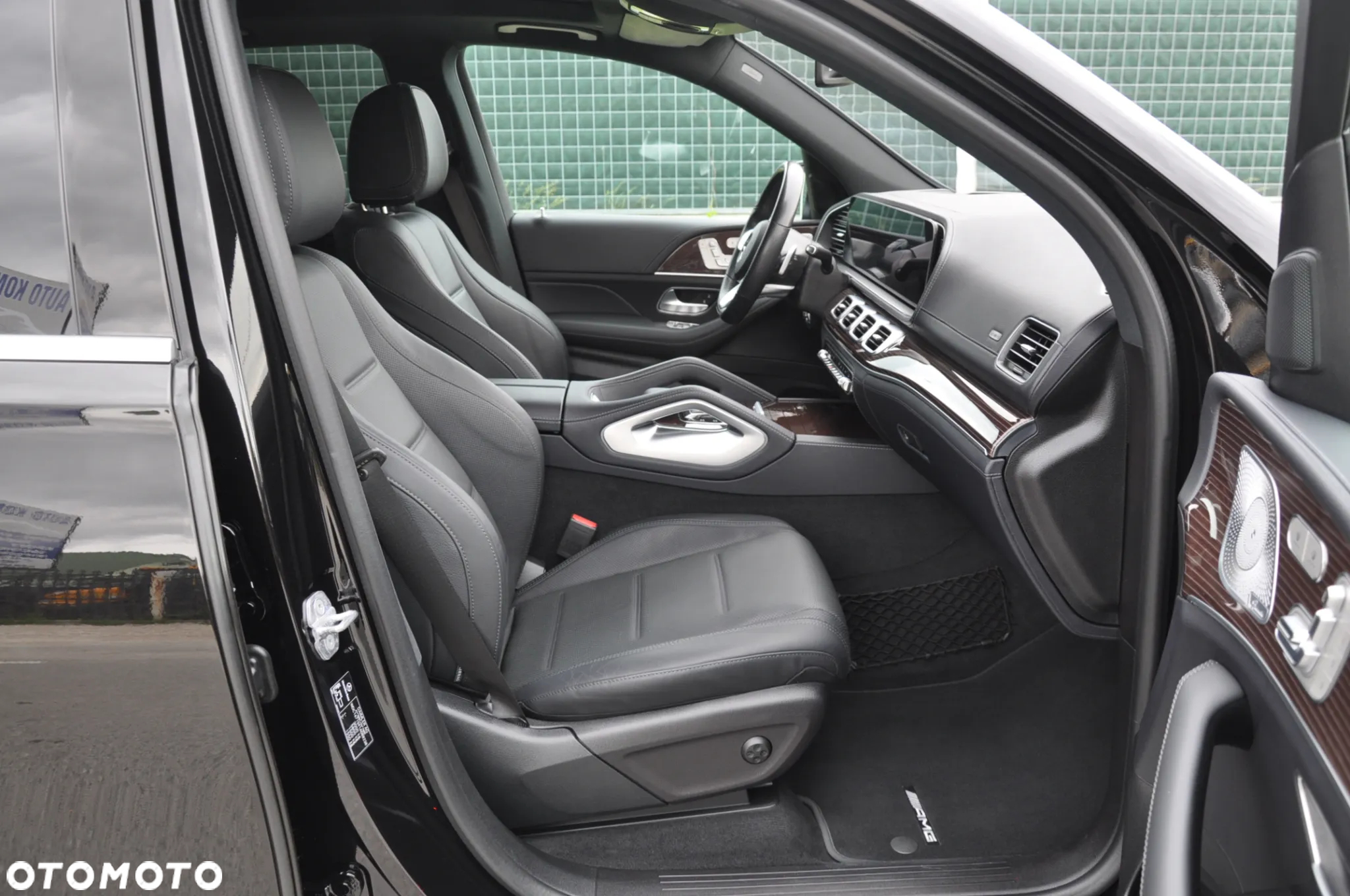Mercedes-Benz GLE - 11