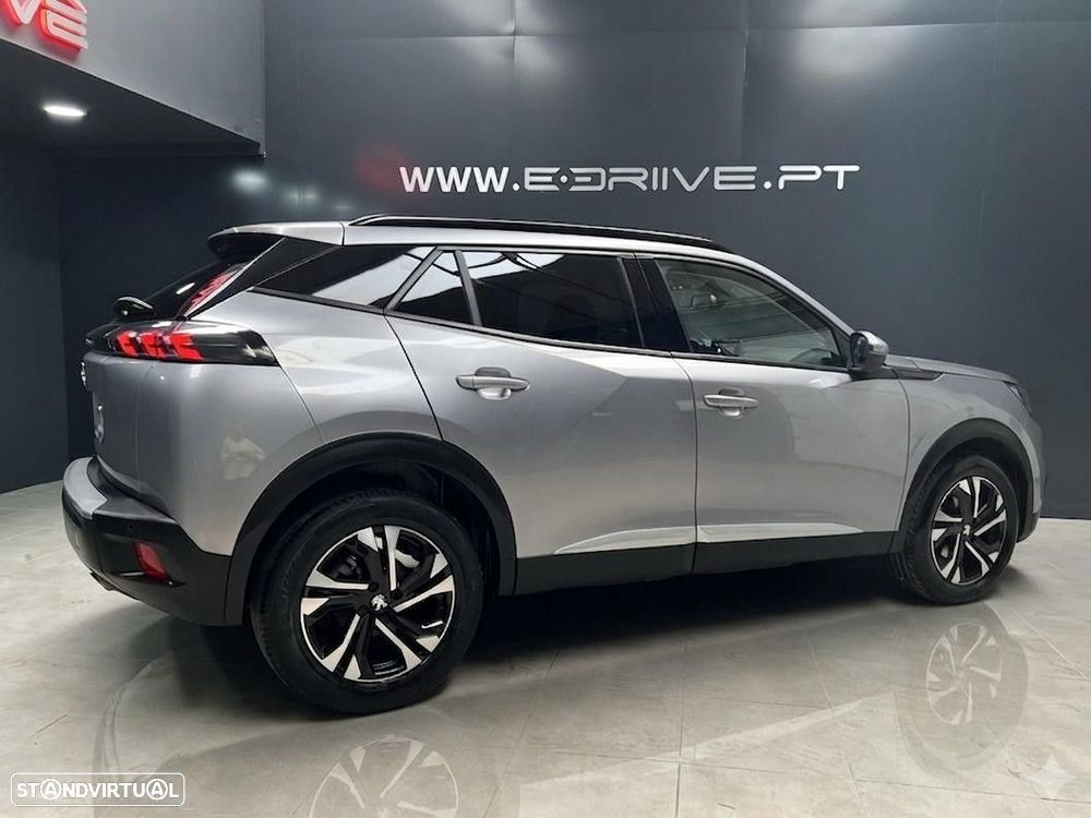 Peugeot 2008 1.2 PureTech Allure — fotografia 5