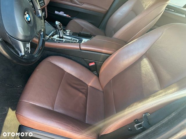 BMW Seria 5 520d xDrive Luxury Line - 7