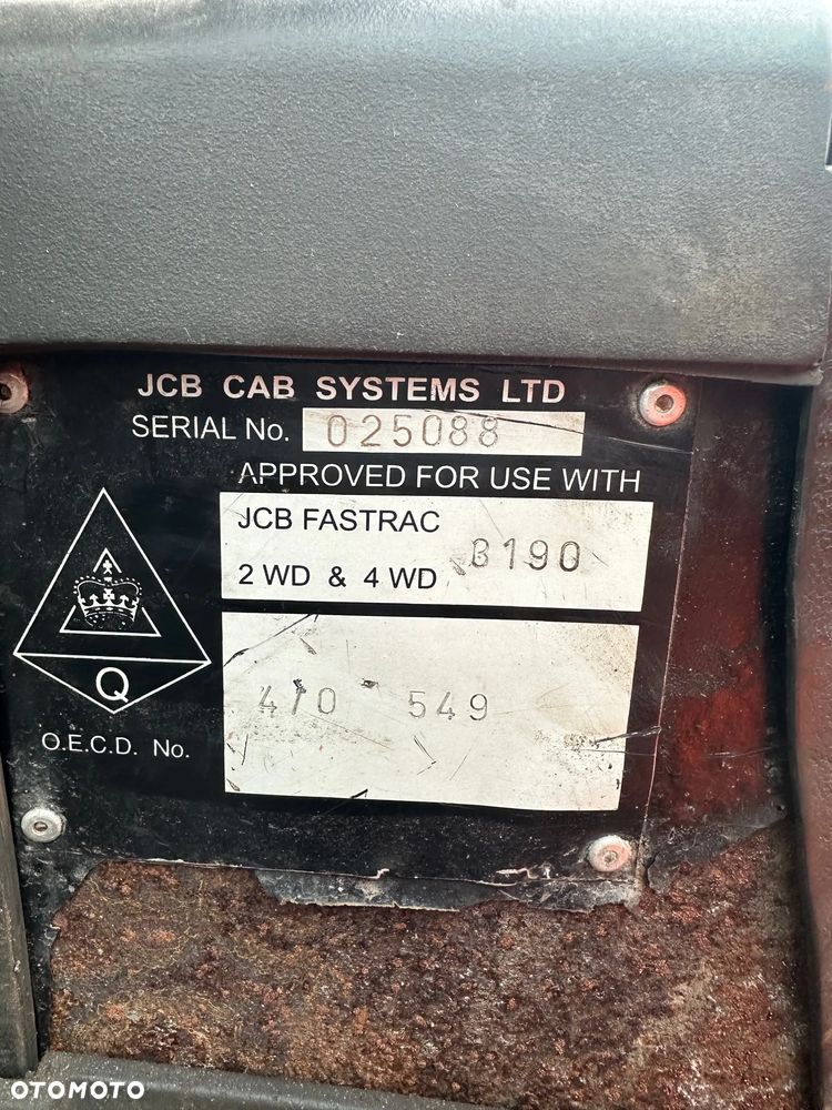 JCB FASTRAK 3190 PLUS - 6