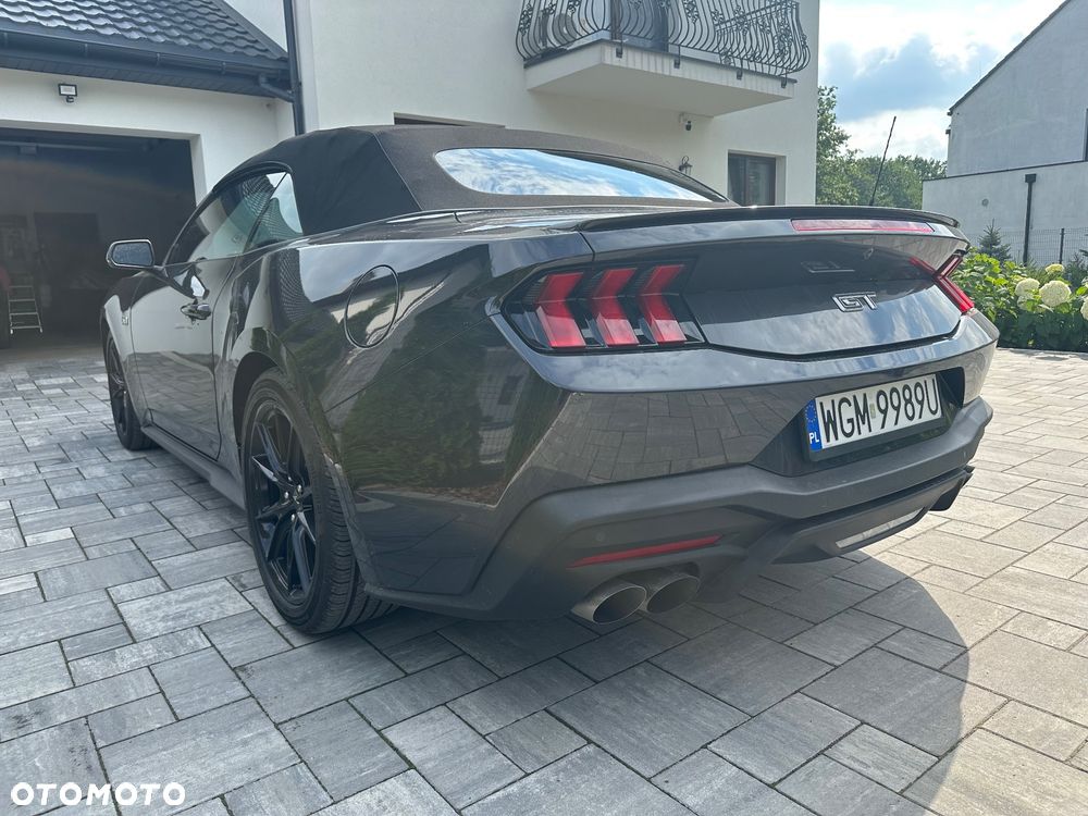 Ford Mustang - 5