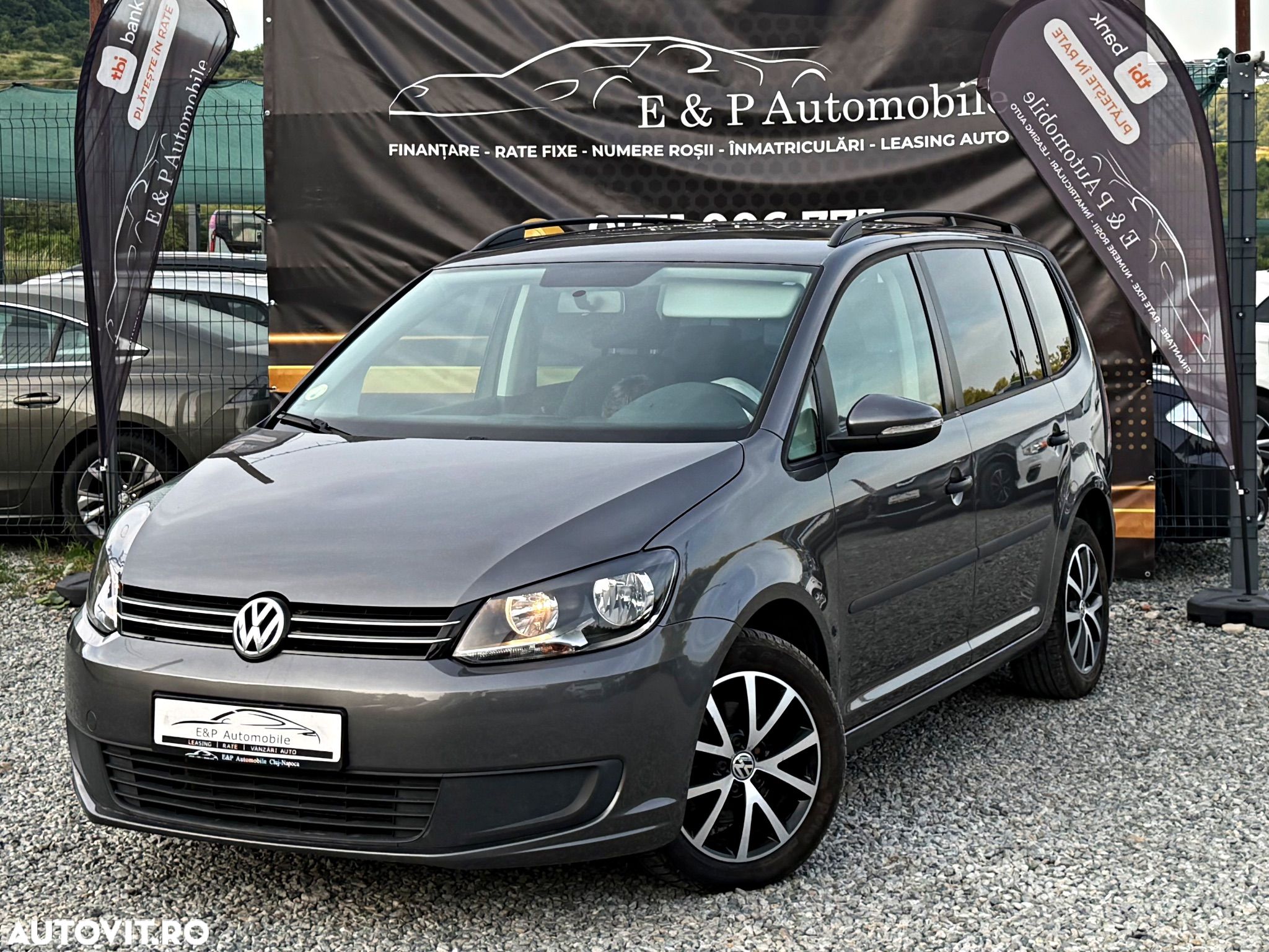 Volkswagen Touran 1.6 TDI BlueMotion Technology Comfortline - 1