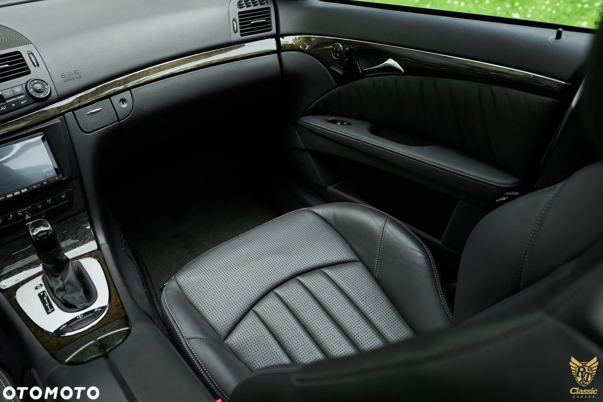 Mercedes-Benz Klasa E 55 AMG - 18