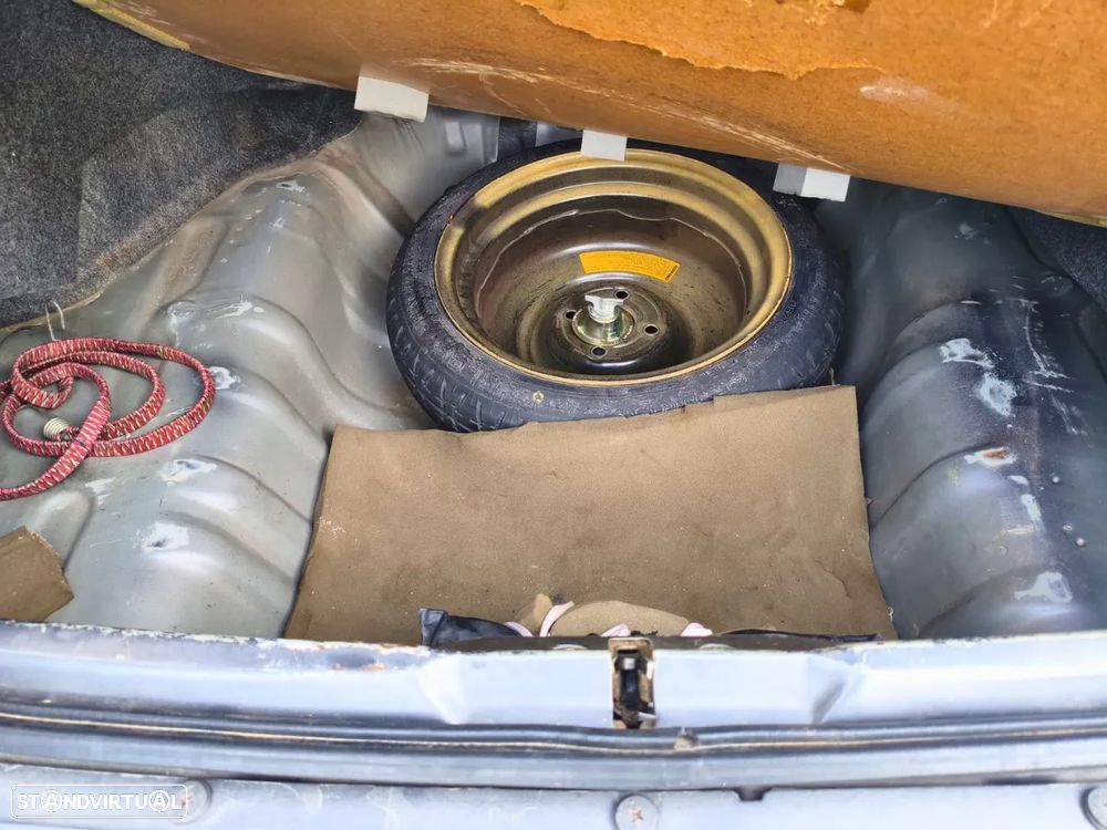 Honda Civic 1.5 LSi 16 V - 14